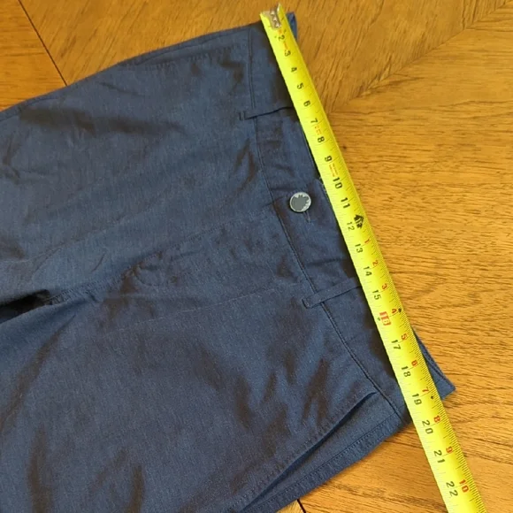 Faherty  Men's Charcoal Flat-Front All Day Shorts - Picture 8 of 10